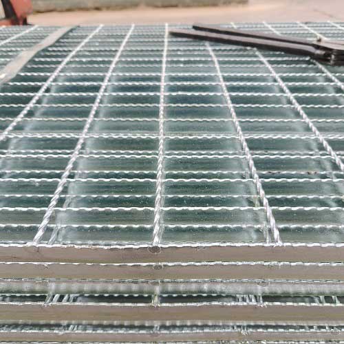 建筑材料新潮流：鍍鋅鋼格柵板加工技術的進化