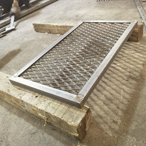 排水溝蓋板鋼格板水箅子的使用價(jià)值與經(jīng)濟(jì)效益