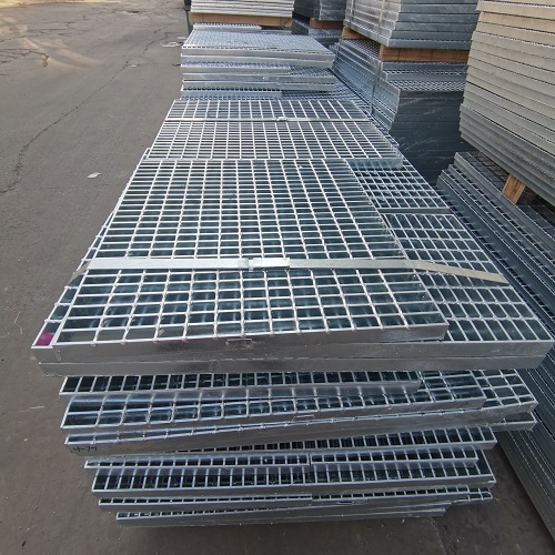 鍍鋅鋼格板鋼格柵在排水溝中的應(yīng)用和優(yōu)勢