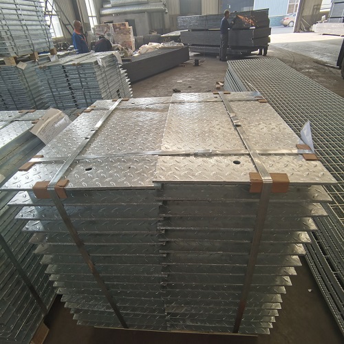 海上平臺防滑鋼格板：抗鹽霧腐蝕技術(shù)詳解！