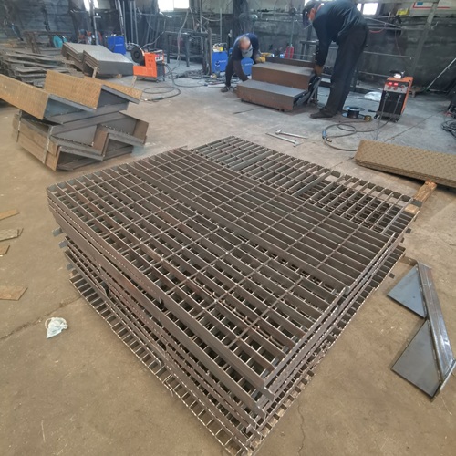 鋼格板背后的努力，遠比你想象得多