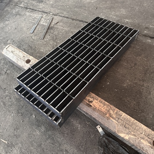 鋼格板在極端環(huán)境下的表現(xiàn)，穩(wěn)到超出預(yù)期