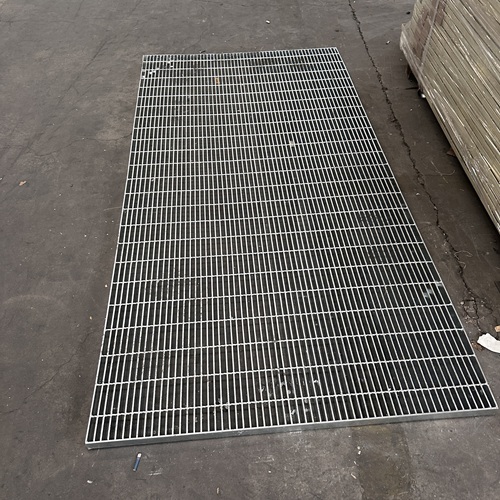 學(xué)校實訓(xùn)平臺用鋼格板真實案例參考