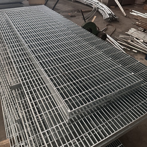 鋼格板助力綠色建筑契合雙碳發(fā)展需求